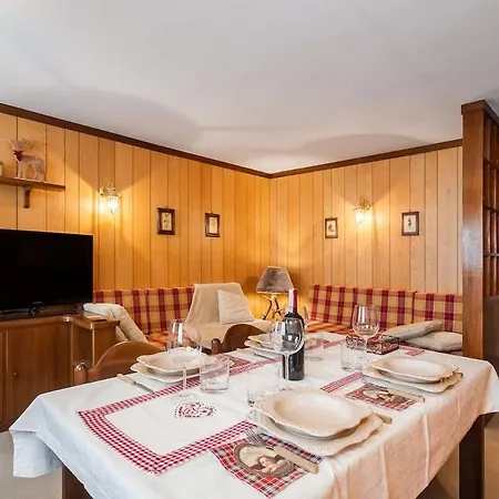 Elegant And Cozy In The Heart Of Cervinia *